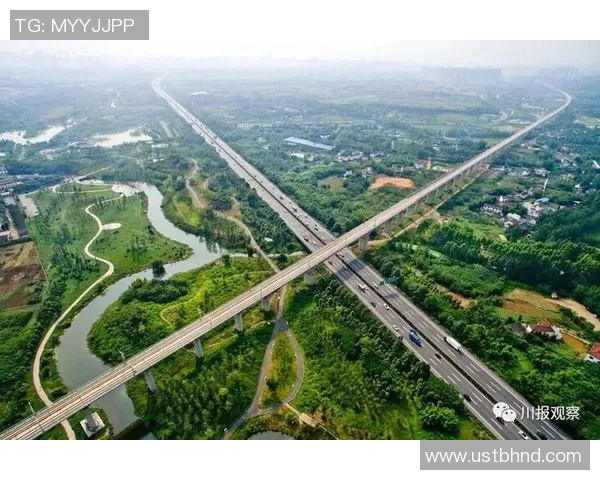 成都足球队在世界锦标赛中的奋进之路与辉煌成就全景回顾 成都足球队在世界锦标赛中的奋进之路与辉煌成就全景回顾