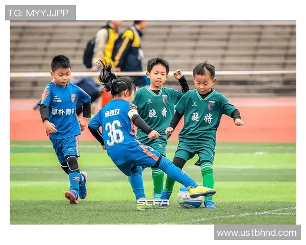 足球明星选拔赛盛况空前各路球星齐聚争夺荣耀与梦想 足球明星选拔赛盛况空前各路球星齐聚争夺荣耀与梦想